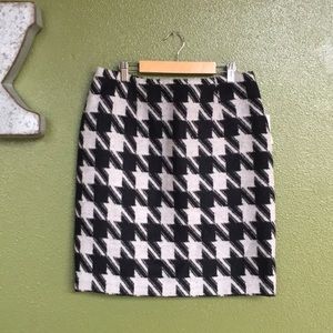 Amanda&Chelsea herringbone skirt